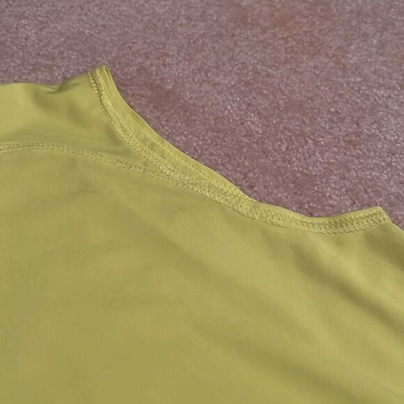 BOYS SIZE LARGE (10/12) NEON TANK TOP! - Picture 3 of 6